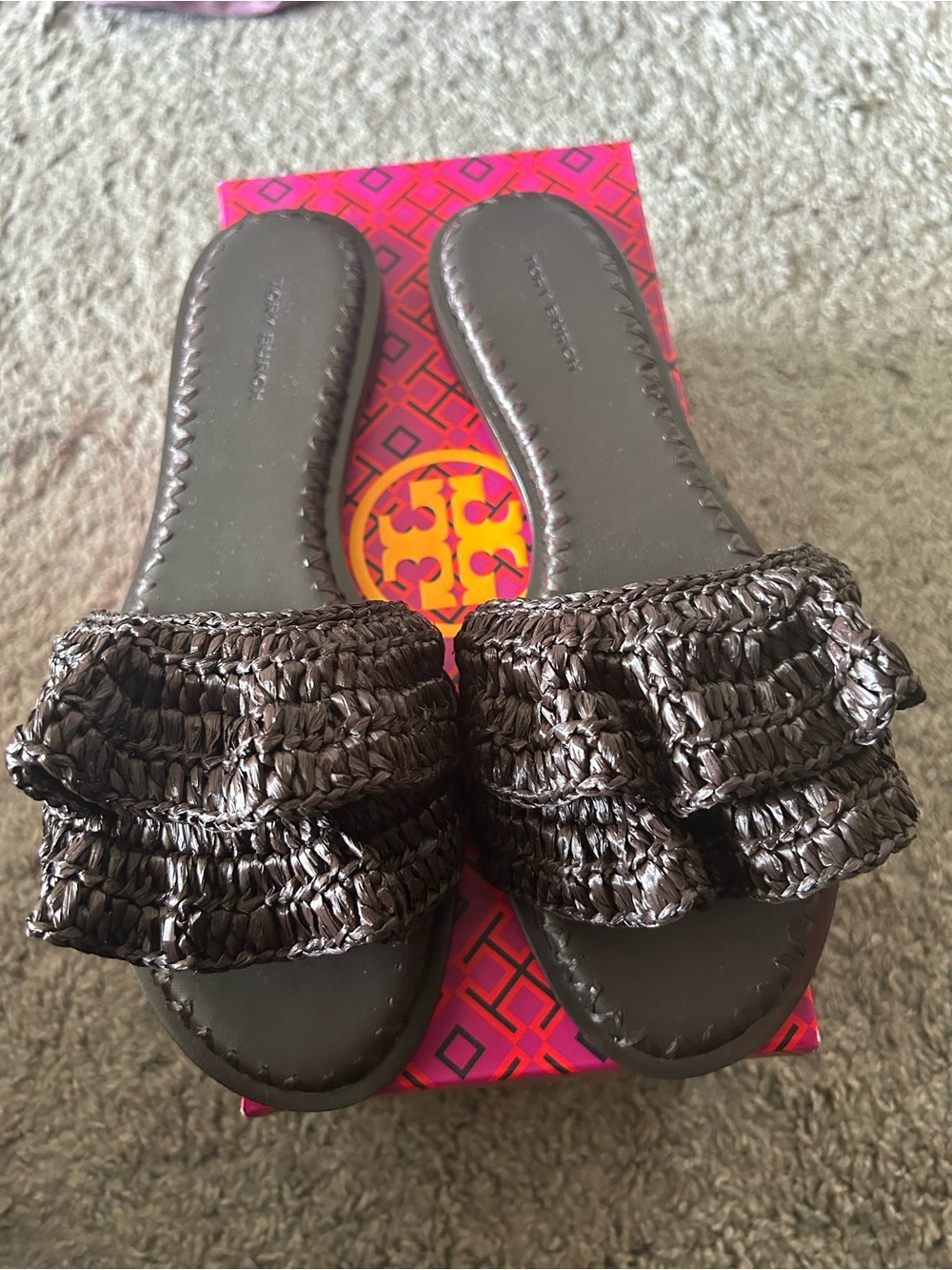 NIB Tory Burch Brown Ruffled Slide Mules